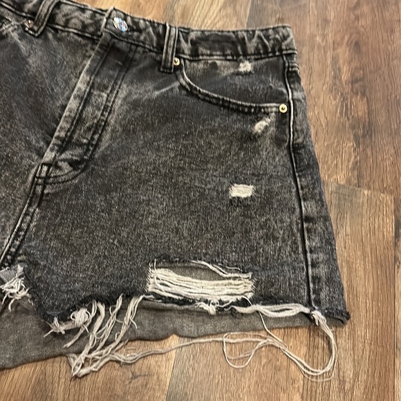 Wild Fable Viral Tik Tok Shorts sz 12 - Picture 2 of 7